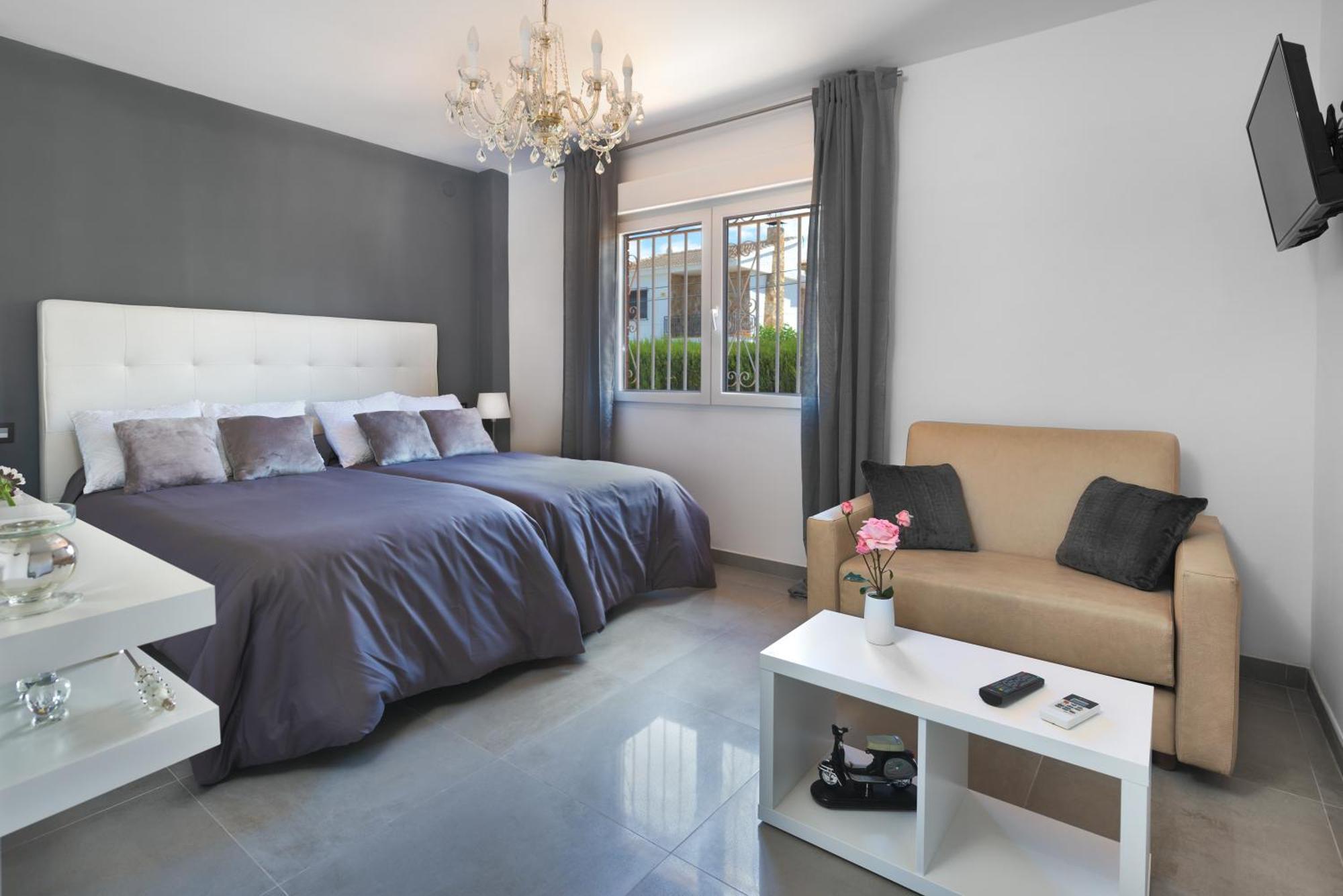 Villa Granada Garden Deluxe Моначиль Екстер'єр фото